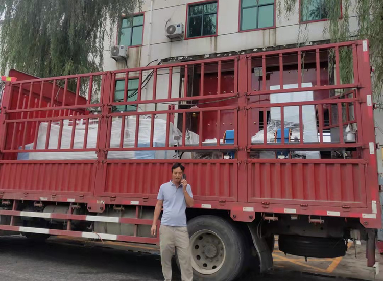 重慶市奉節(jié)縣客戶楊經(jīng)理2.jpg 重慶市奉節(jié)縣客戶楊經(jīng)理2.jpg