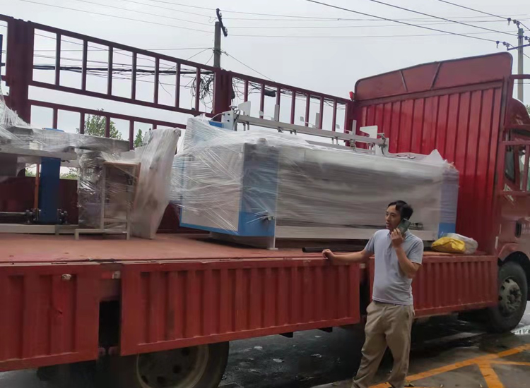 重慶市奉節(jié)縣客戶楊經(jīng)理3.jpg 重慶市奉節(jié)縣客戶楊經(jīng)理3.jpg